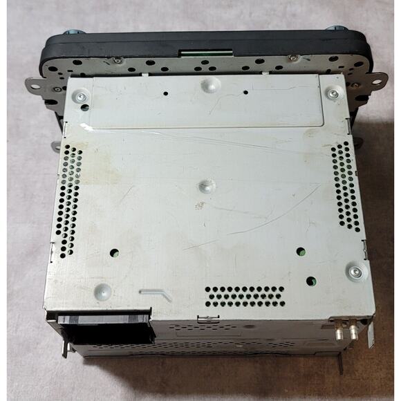 Delphi 28305133 Tiguan CD MP3 Player Radio,Bluetooth (28313351) 2009-2017 - Picture 6 of 7